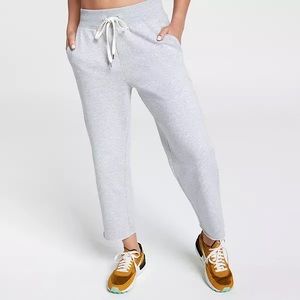 Calia by Carrie Underwood Straight Leg Crop Sweatpant Light Heather Gray Medium